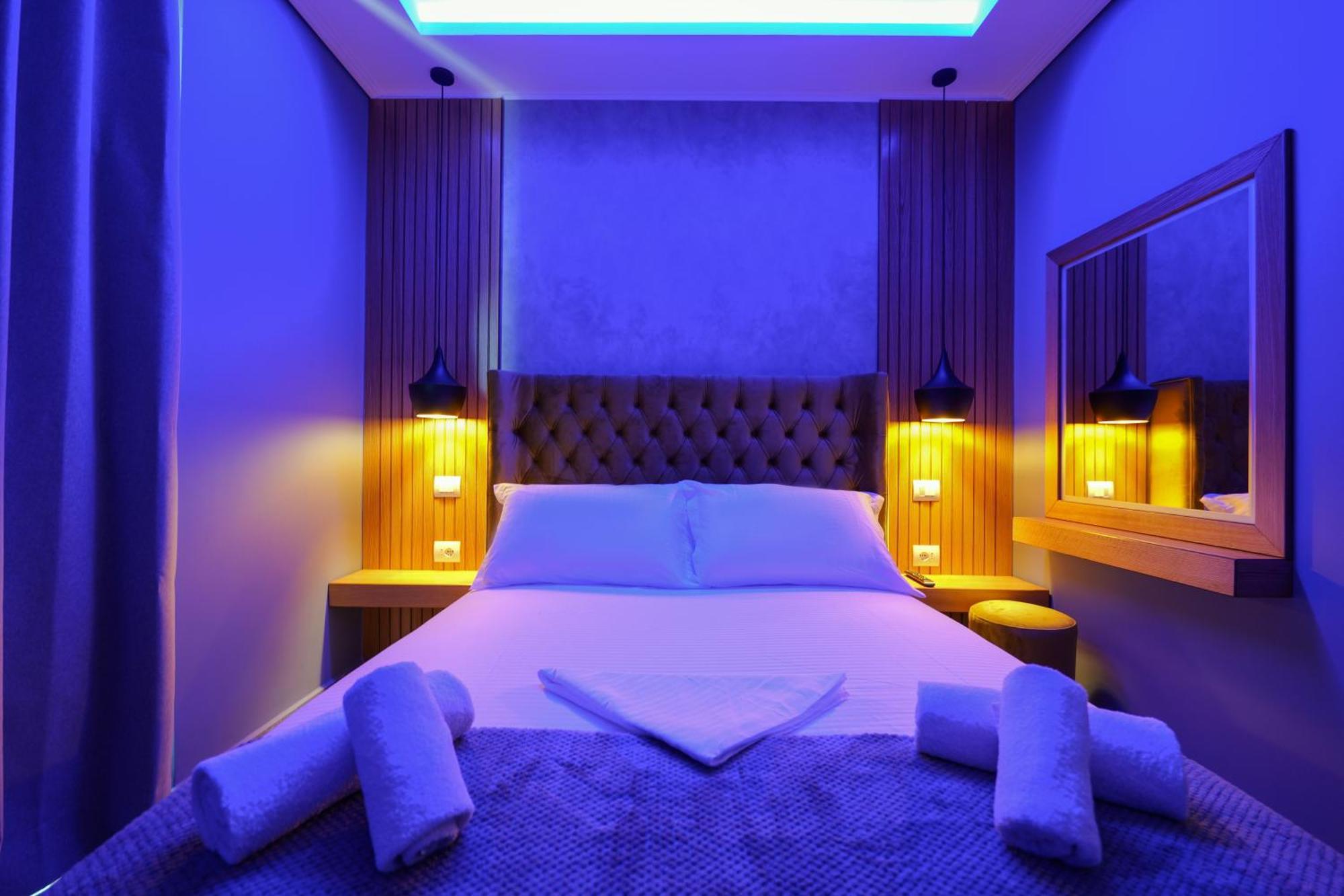Hotel Piramida كساميل المظهر الخارجي الصورة