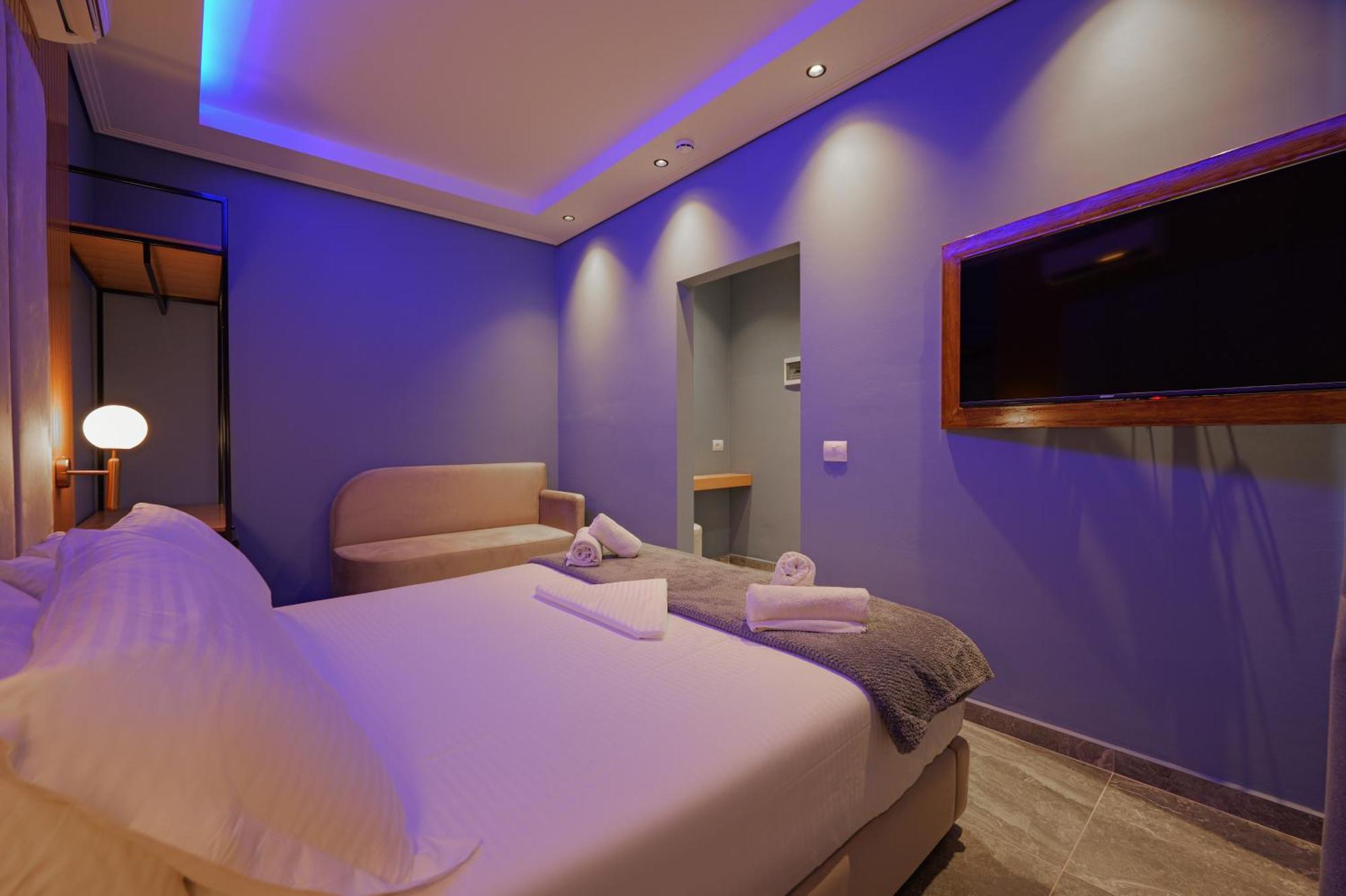 Hotel Piramida كساميل المظهر الخارجي الصورة