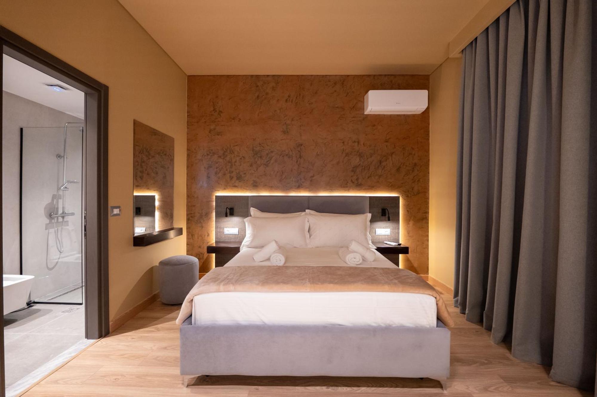 Hotel Piramida كساميل المظهر الخارجي الصورة