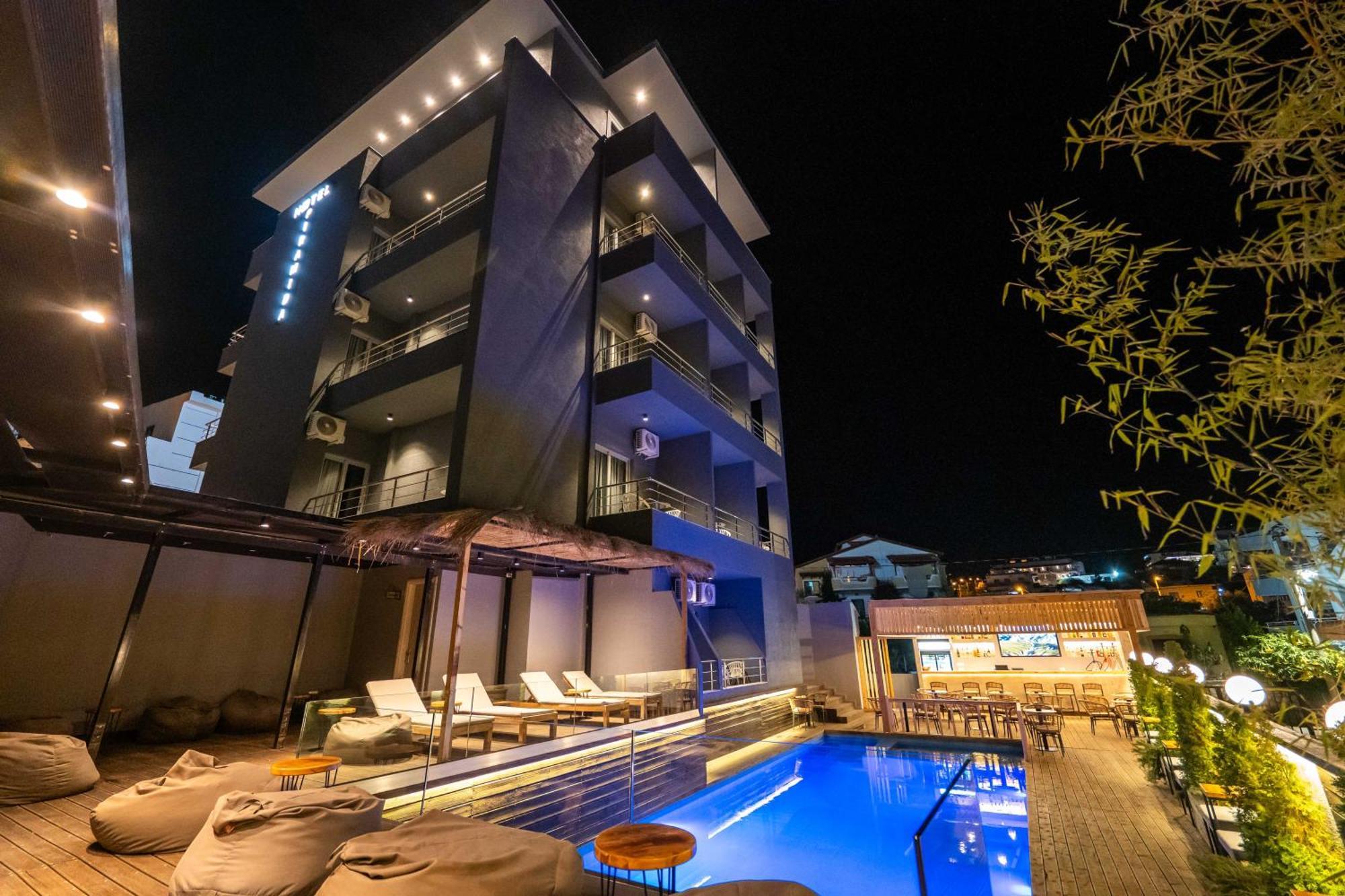 Hotel Piramida كساميل المظهر الخارجي الصورة