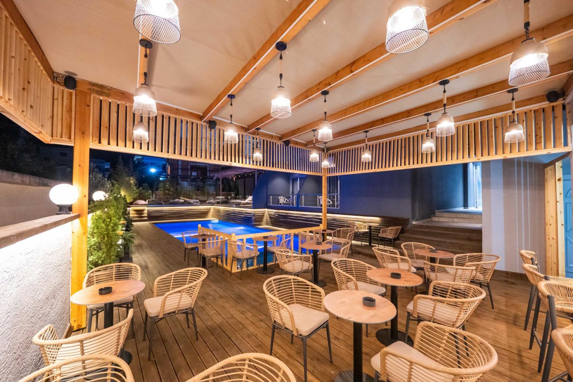 Hotel Piramida كساميل المظهر الخارجي الصورة