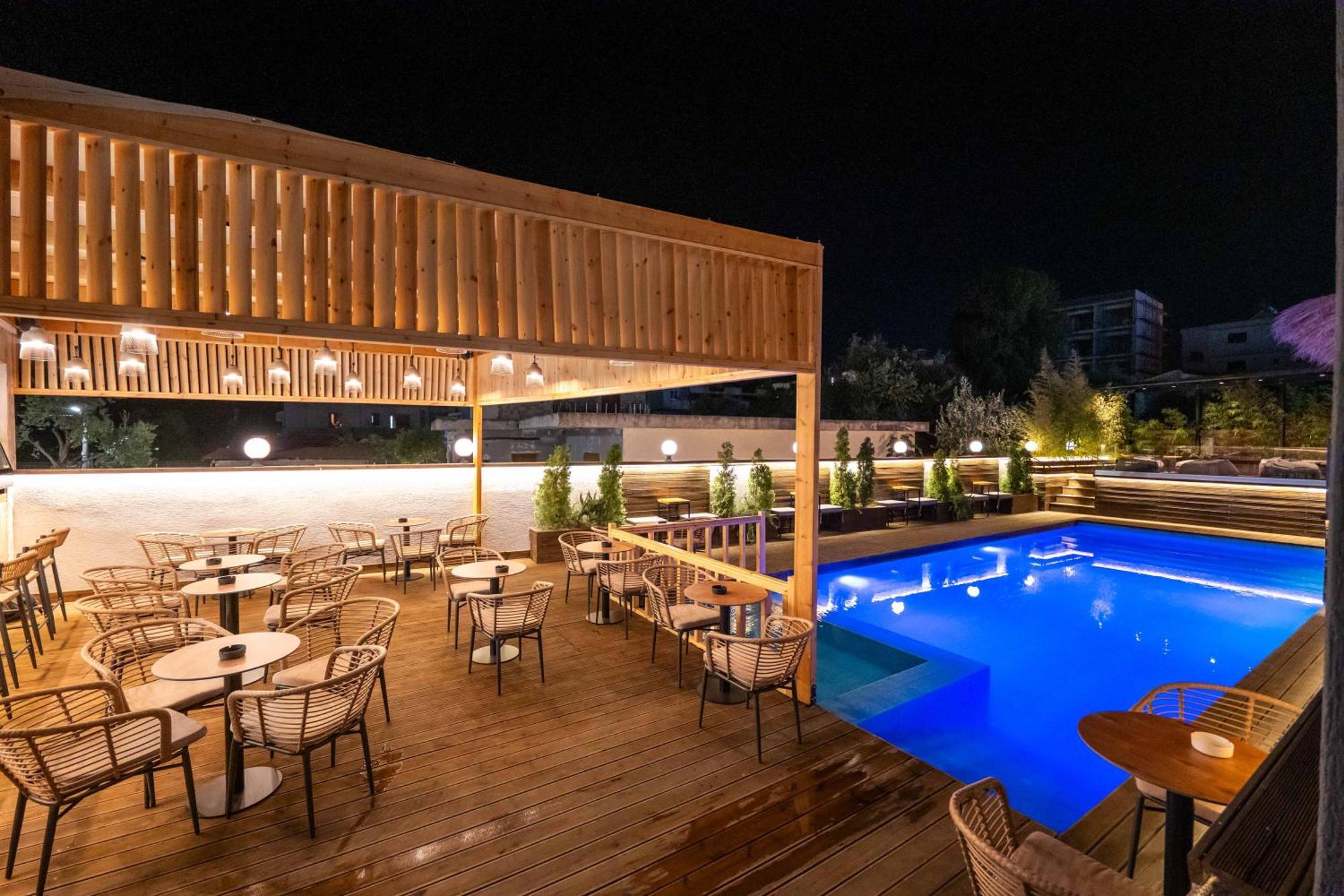Hotel Piramida كساميل المظهر الخارجي الصورة